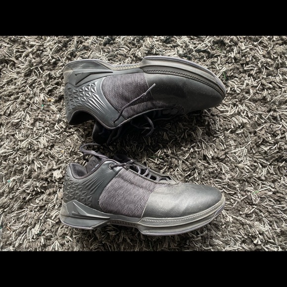 Brandblack J Crossover 2 low - Picture 1 of 4